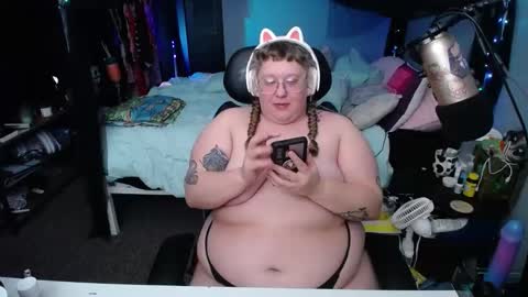 FatVeronica online show from 02-19-25, 05:06