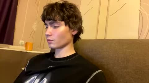 Faust online show from 10-06-25, 11:46