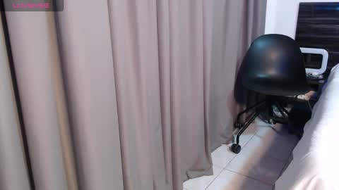 Snapshot of faustosaenz chatting on 11-24-25, 03:56 FAUSTO online show from 11-24-25, 03:56