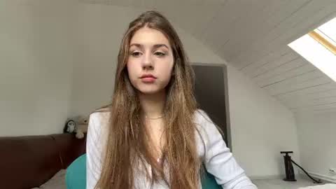 Snapshot of fawnmcgorry chatting on 07-15-26, 02:00 Emily online show from 07-15-26, 02:00