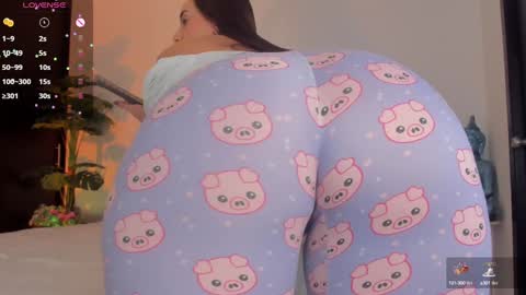 Snapshot of fay_miller2 chatting on 12-16-24, 12:26 welcome to my world  online show from 12-16-24, 12:26