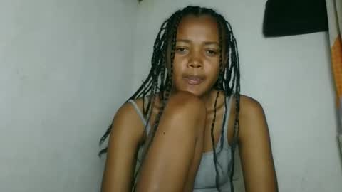 fayence09 online show from 10-03-25, 07:22