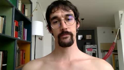 Snapshot of fazzbinderx chatting on 10-19-25, 10:10 fazzbinder online show from 10-19-25, 10:10