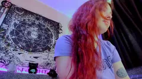 Diva online show from 05-22-26, 01:46