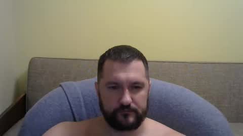 Snapshot of feb82 chatting on 01-13-26, 04:34 feb82 online show from 01-13-26, 04:34