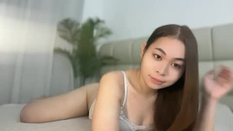 Snapshot of feb_sexy chatting on 06-28-26, 10:10 feby online show from 06-28-26, 10:10
