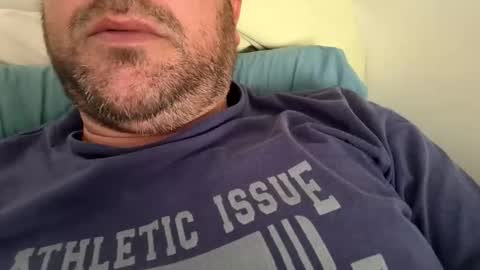 Snapshot of fede2985 chatting on 01-05-25, 07:28 Fede online show from 01-05-25, 07:28