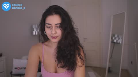 Daniela online show from 12-21-24, 06:23