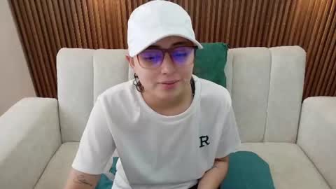 Feelena online show from 06-24-26, 12:48