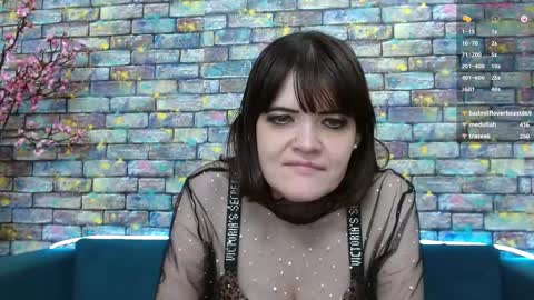 Snapshot of feelsgoodwoman chatting on 12-16-24, 08:31 Laura online show from 12-16-24, 08:31