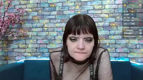 Snapshot of feelsgoodwoman chatting on 01-19-25, 03:18 Laura online show from 01-19-25, 03:18