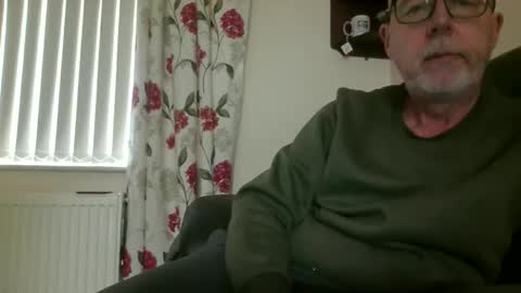 Snapshot of feet_fan69 chatting on 05-20-26, 12:55 John Buck online show from 05-20-26, 12:55