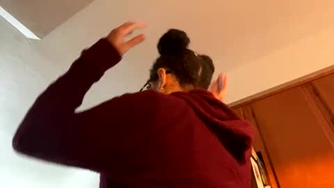 Snapshot of feetnymph chatting on 01-28-25, 10:12 Soley online show from 01-28-25, 10:12