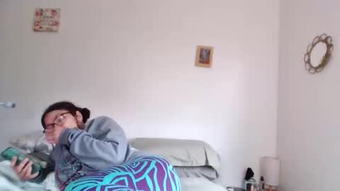 Soley online show from 02-19-26, 06:59