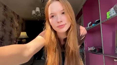 Snapshot of felicevarady chatting on 07-21-26, 12:18 Aphrodite online show from 07-21-26, 12:18
