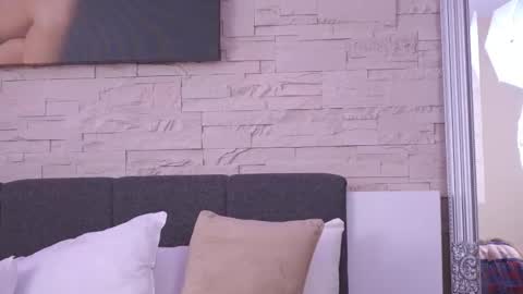 FeliciaKrige online show from 09-18-25, 08:22