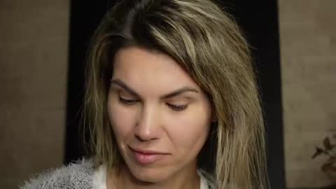 FeliciaKrige online show from 04-18-26, 07:29