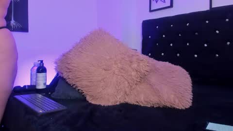 felina online show from 07-10-26, 03:47