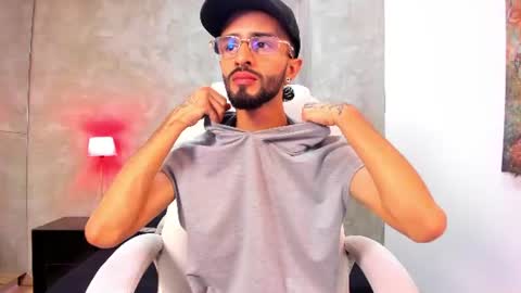 Felipe online show from 07-30-26, 03:16