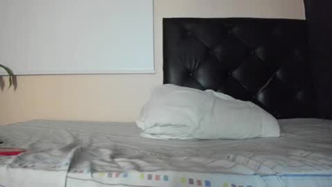  Felipe  online show from 10-28-25, 03:10