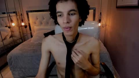 FELIPE online show from 05-22-26, 05:51