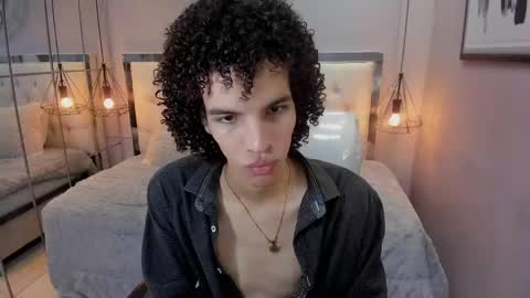 FELIPE online show from 05-24-26, 05:40