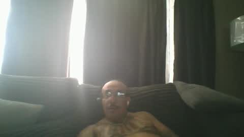 Snapshot of felixrlarios25 chatting on 04-30-26, 09:08 felixrlarios25 online show from 04-30-26, 09:08