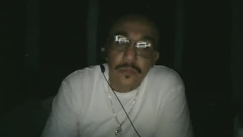 Snapshot of felixrlarios25 chatting on 05-03-26, 03:34 felixrlarios25 online show from 05-03-26, 03:34