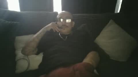 Snapshot of felixrlarios25 chatting on 05-04-26, 06:15 felixrlarios25 online show from 05-04-26, 06:15