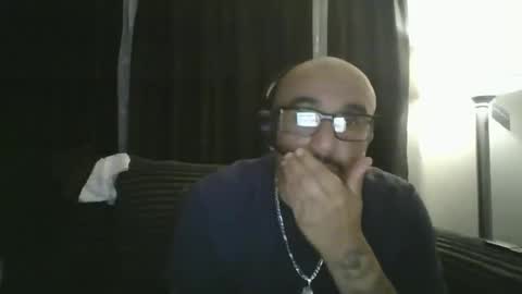 Snapshot of felixrlarios25 chatting on 05-28-26, 03:37 felixrlarios25 online show from 05-28-26, 03:37