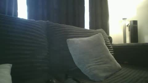 Snapshot of felixrlarios25 chatting on 05-30-26, 12:30 felixrlarios25 online show from 05-30-26, 12:30