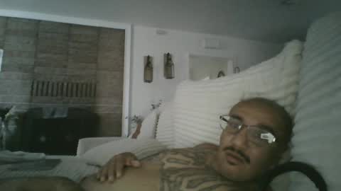 felixrlarios25 online show from 07-17-26, 09:08