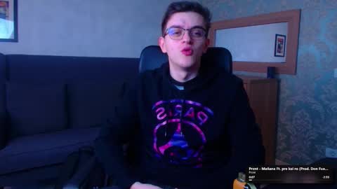 Snapshot of felixstark chatting on 02-05-26, 06:29 FelixStark online show from 02-05-26, 06:29