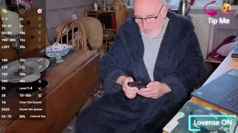 Adam online show from 10-29-25, 07:32