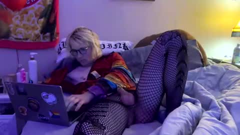 Snapshot of femboypixie chatting on 06-20-26, 04:37 That Lewd Femboy online show from 06-20-26, 04:37