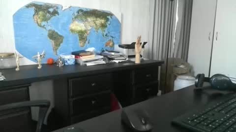 femdomsubby online show from 12-04-24, 08:45