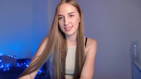 Femke online show from 12-19-24, 07:29