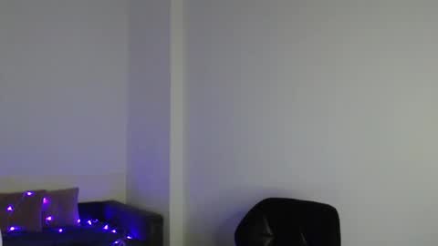 Femke online show from 01-21-25, 10:41