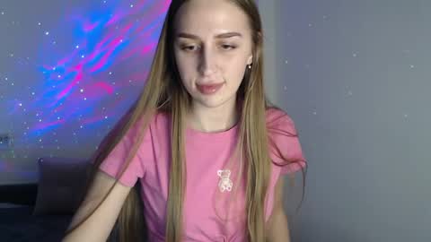 Femke online show from 02-12-25, 06:51