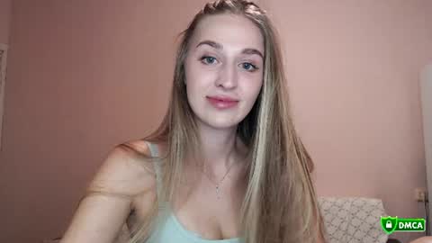 Snapshot of femkedejager chatting on 06-22-26, 07:22 Femke online show from 06-22-26, 07:22