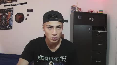 Snapshot of fenix_hardcock chatting on 06-03-26, 02:33 Christian online show from 06-03-26, 02:33