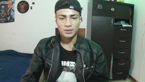 Snapshot of fenix_hardcock chatting on 06-13-26, 04:27 Christian online show from 06-13-26, 04:27