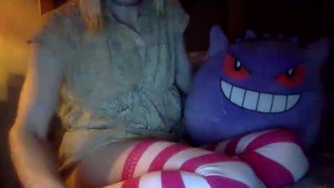 Snapshot of fenn88_ chatting on 05-21-26, 02:51 fenn88_ online show from 05-21-26, 02:51
