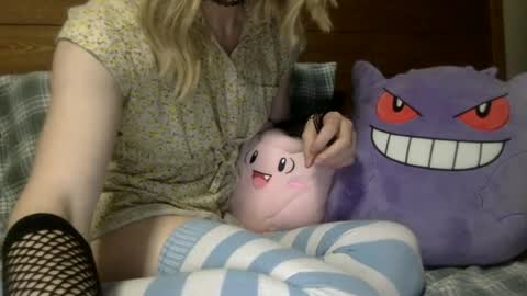 Snapshot of fenn88_ chatting on 07-16-26, 03:34 fenn88_ online show from 07-16-26, 03:34