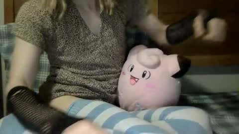 Snapshot of fenn88_ chatting on 07-25-26, 03:26 fenn88_ online show from 07-25-26, 03:26