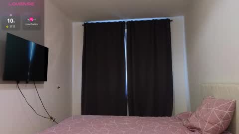 Snapshot of feral_berrys chatting on 10-13-25, 09:31 Nancy online show from 10-13-25, 09:31