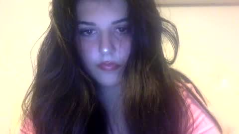 Snapshot of feraldeer chatting on 07-09-26, 12:20 feralfawn online show from 07-09-26, 12:20
