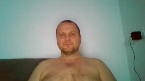Snapshot of ferkooo111 chatting on 12-25-24, 04:33 Dorotheo online show from 12-25-24, 04:33