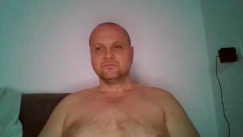 Snapshot of ferkooo111 chatting on 03-07-25, 04:13 Dorotheo online show from 03-07-25, 04:13