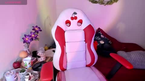 F E R N A N D A online show from 02-28-25, 11:12